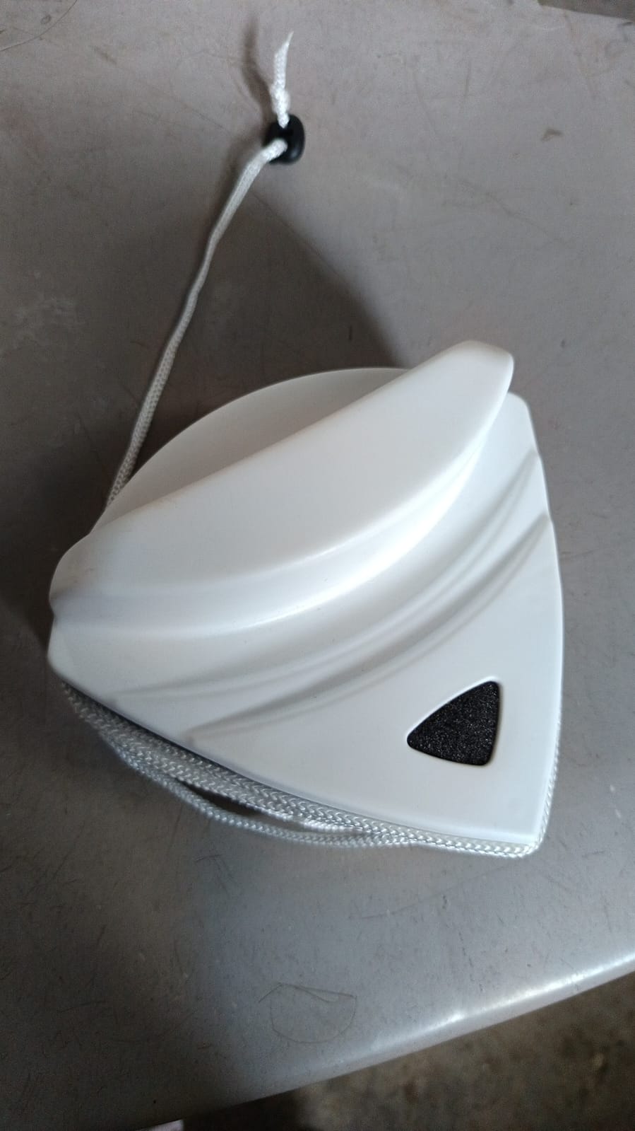 280e42f3-3a0c-4db5-95f8-4a3366537d01.jpg 280e42f3 3a0c 4db5 95f8 4a3366537d01 - Best Magnetic Glass Cleaner 2025 – Double-Sided Window Squeegee for Spotless Shine - DsonMart - 1